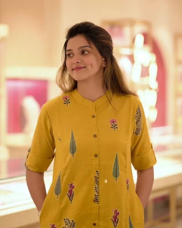 Sunlit_Mustard_Handblock_Printed_Kurta_Pant_Set