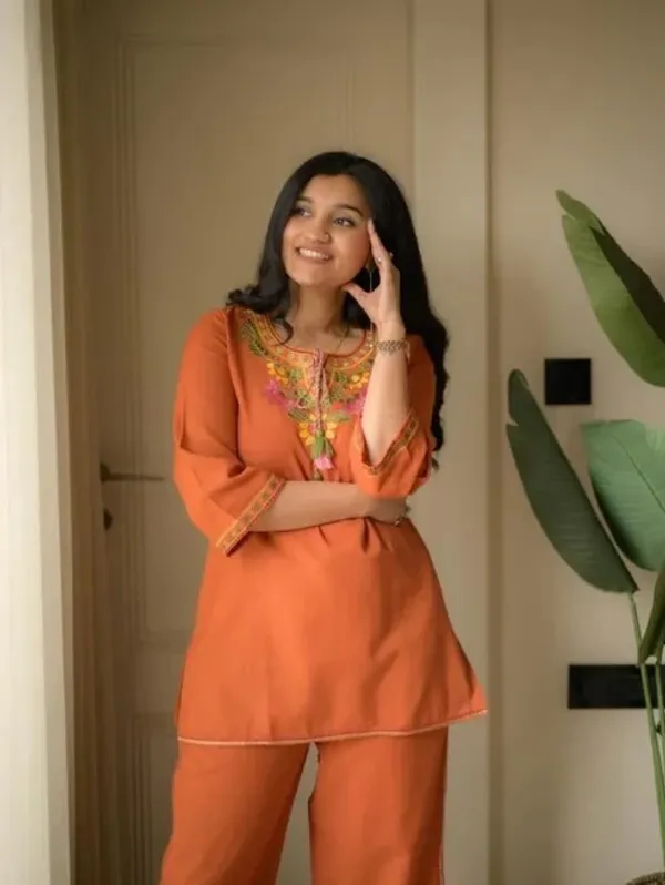 Sunset_Orange_Embroidered_Kurta_Co-Ord_Set_with_Tassel_Detailing