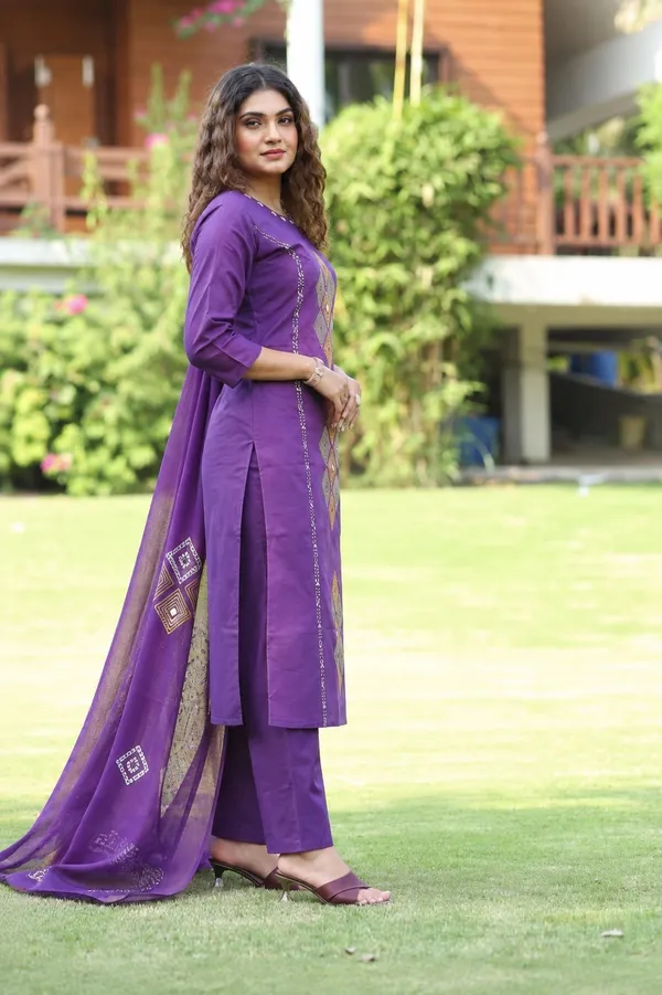 Women’s_Purple_Printed_Straight_Kurta_Pant_&_Dupatta_Set