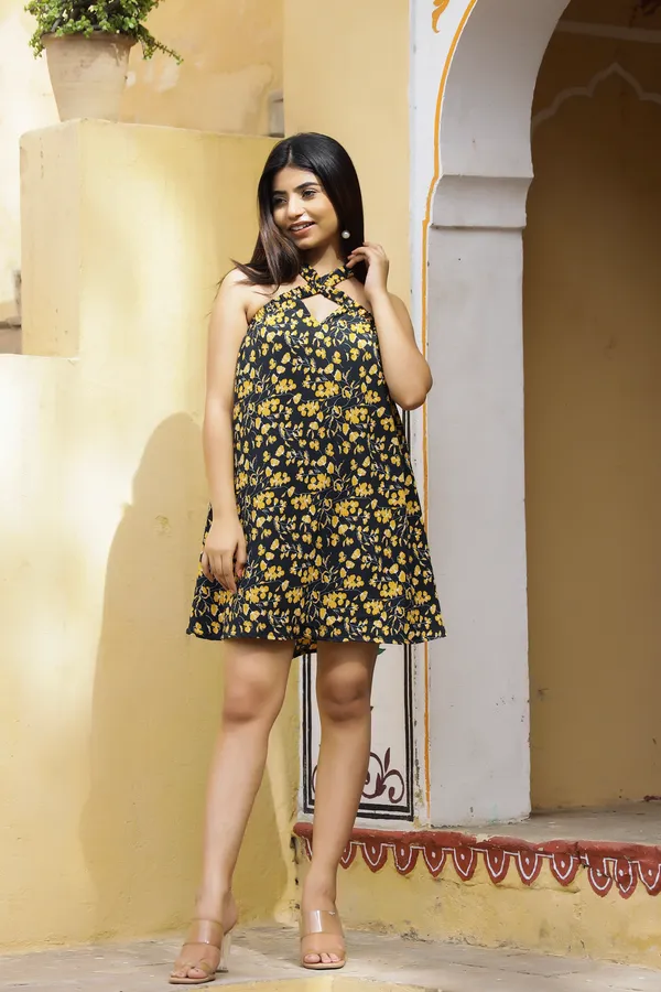 Black_Blended_Fabric__Carnival_Dress_For_Women