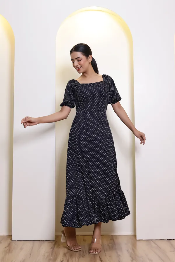 Black_Polyester_Crepe_Scarlet_Dress_For_Women