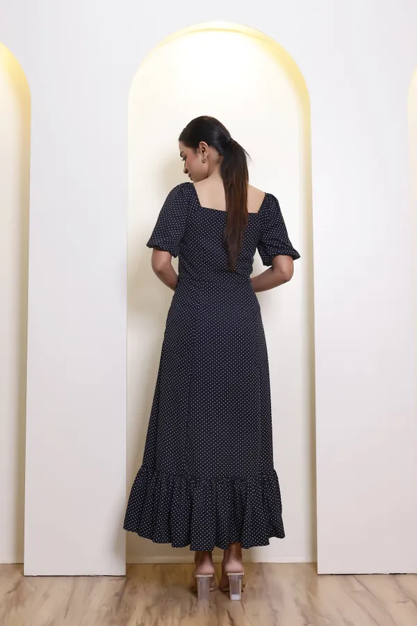 Black_Polyester_Crepe_Scarlet_Dress_For_Women