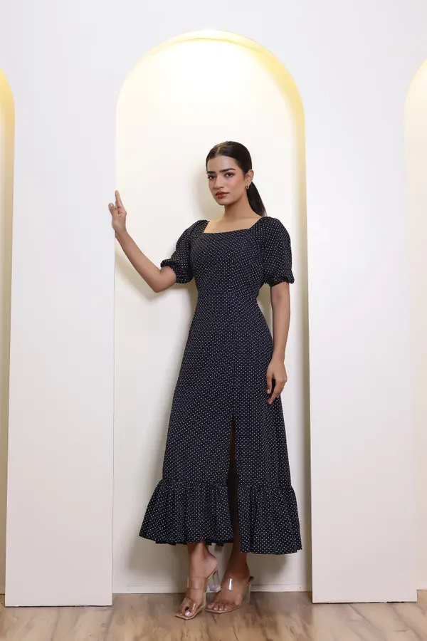 Black_Polyester_Crepe_Scarlet_Dress_For_Women
