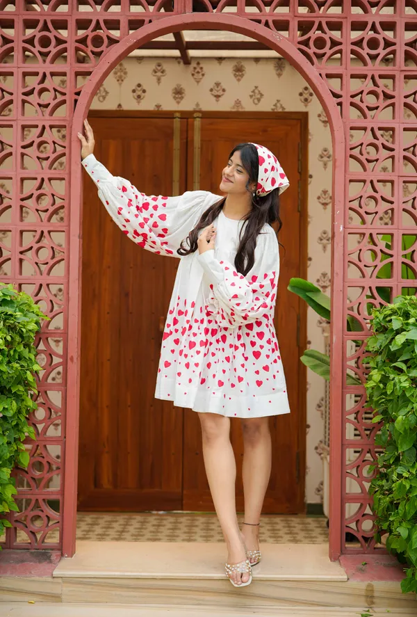 Red_heart_cotton_mini_dress