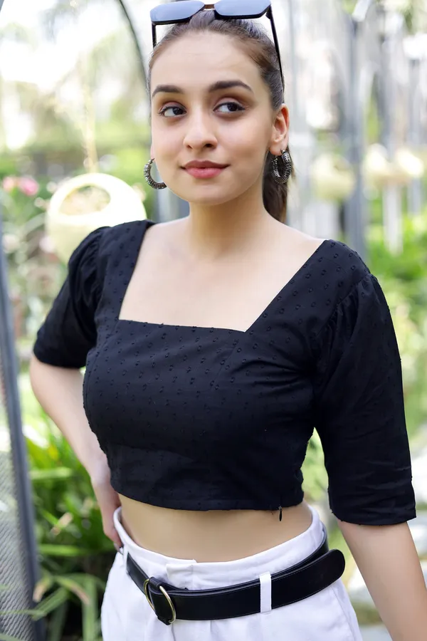 Black_Cotton_Caia_Crop_Top_For_Women