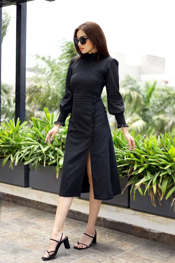 Black_Cotton_Ama_Midi_Dress_For_Women