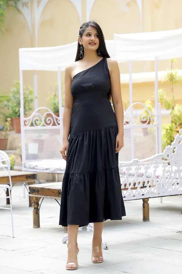 Black_Crepe__Rhea_Midi_Dress_For_Women