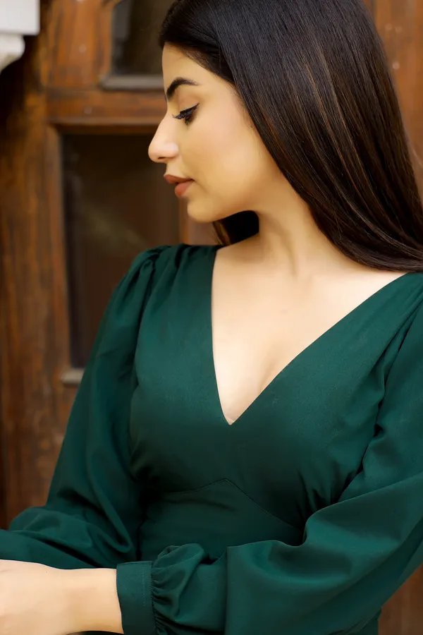 Green_Crepe__Gracia_Dress_For_Women