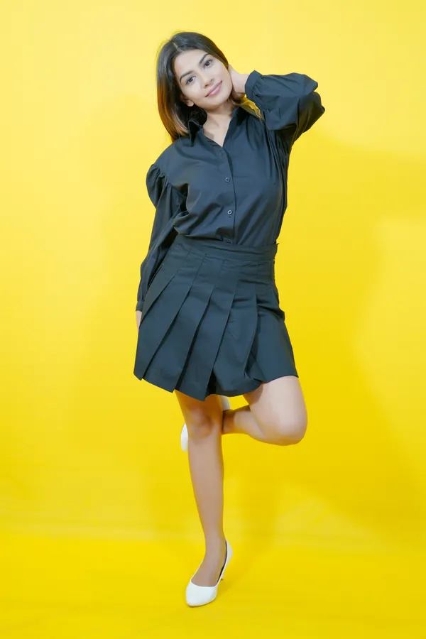 Black_Cotton_Blend_Full_Sleeve_Solid_Hip_Length_Oversized_Fit_Shirt_For_Women