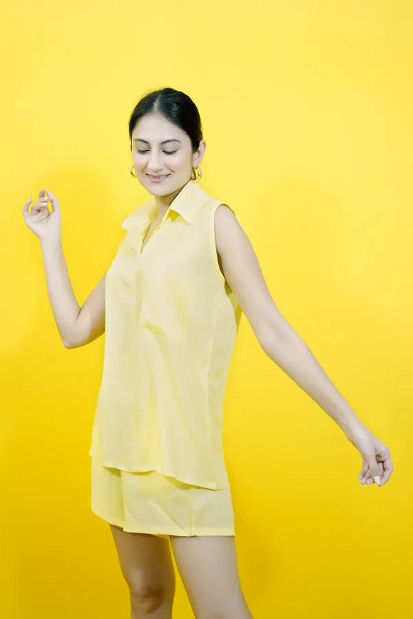 Yellow_Cotton_Blend_Solid_Collared_Sleeveless_Shirt_&_Regular_Shorts_Co-Ord_Set_For_Women