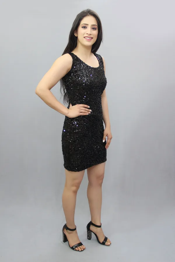 Black_Sleeveless_Sequin_Party_Dress