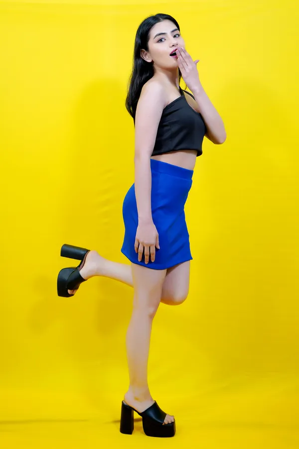 Women_Solid_Pencil_Blue_Skirt