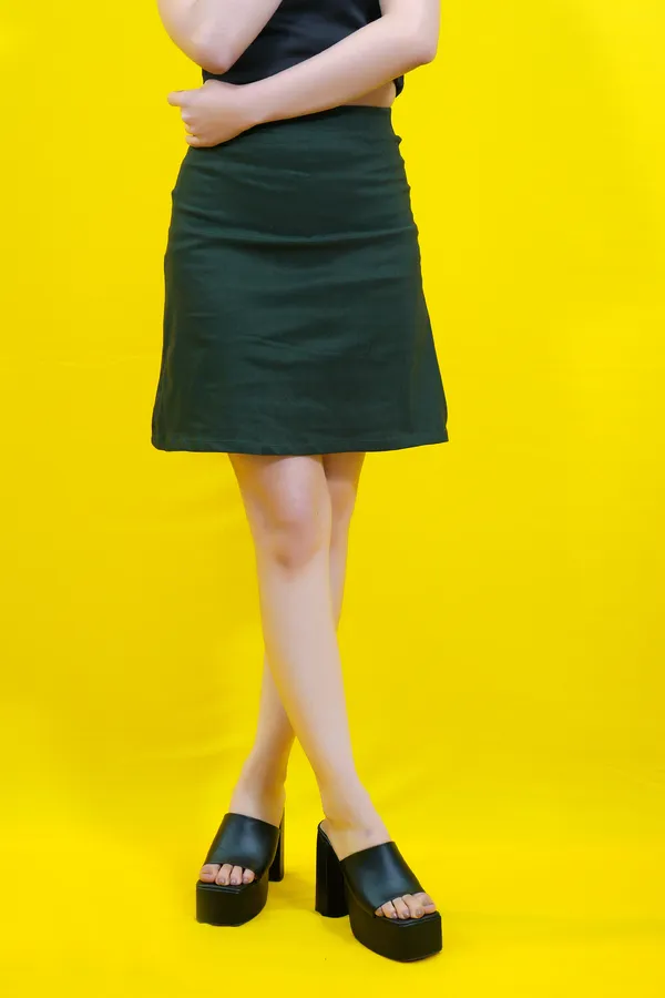 Green_Solid_Lycra_Blend_A-Line_Mini/Short__Regular_Skirt_For_Women