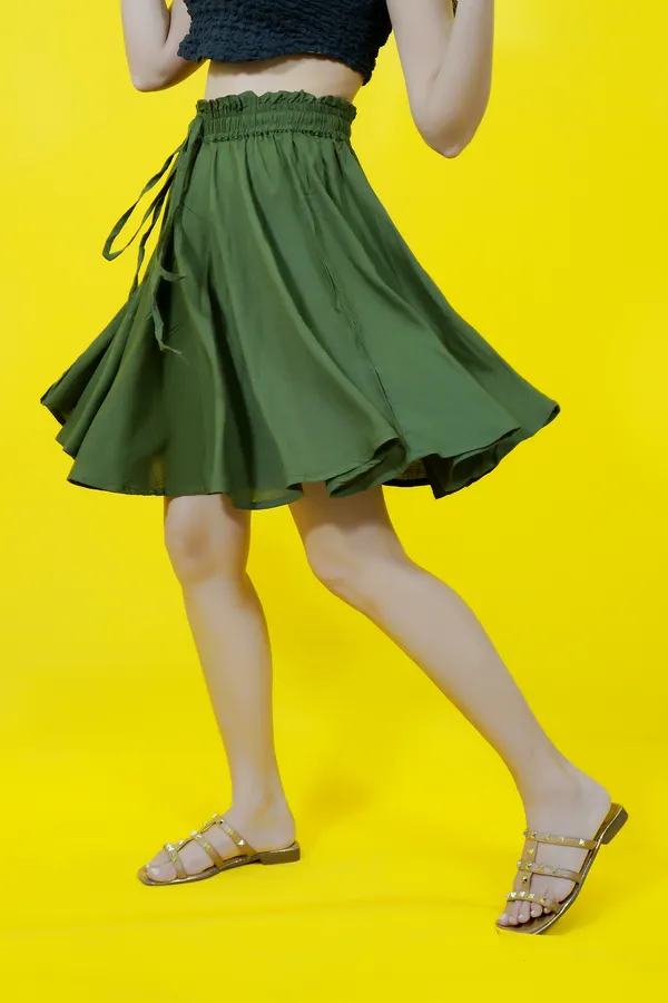 Dark_Green_Polycotton_Solid_Mid_Thigh_Regular_Fit_Bermuda_Shorts_For_Women