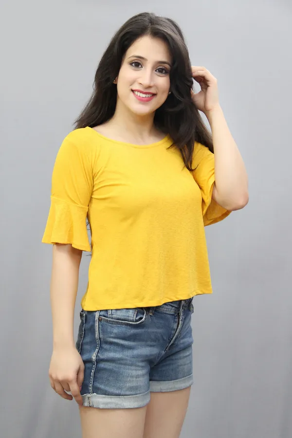 Yellow_Casual_Solid_Tops_For_Women