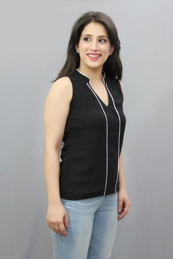 Black_Casual_Striped_Tops_For_Women