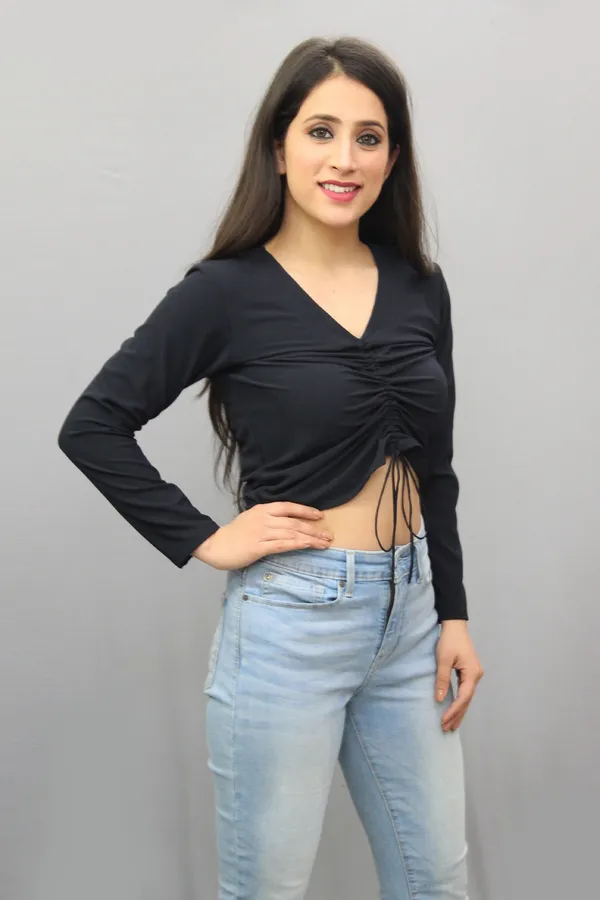 Black_Casual_Solid_Tops_For_Women