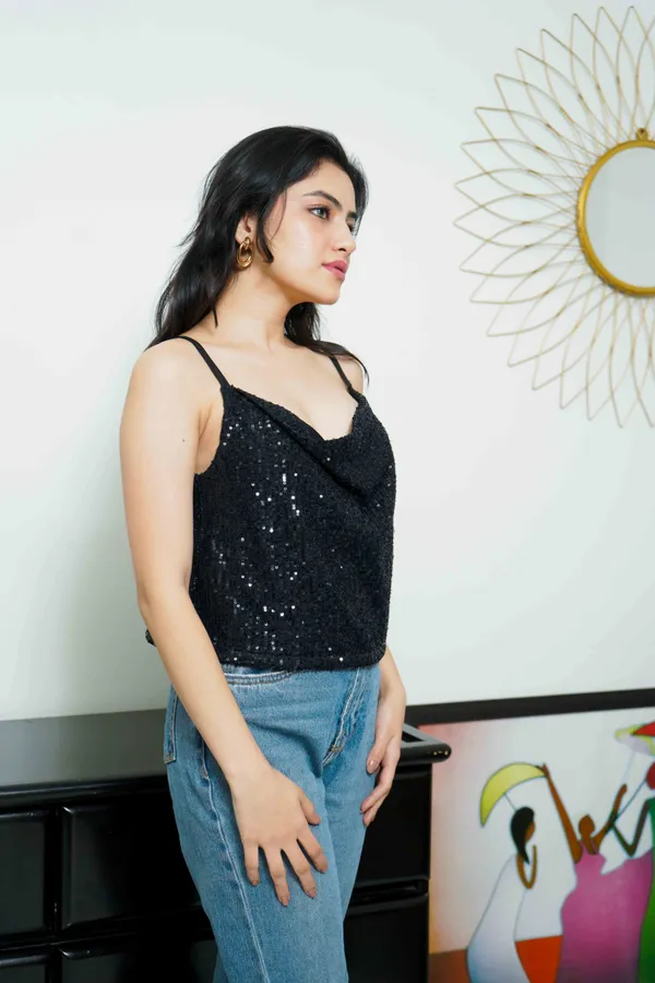 Black_Casual_Embellished_Tops_For_Women