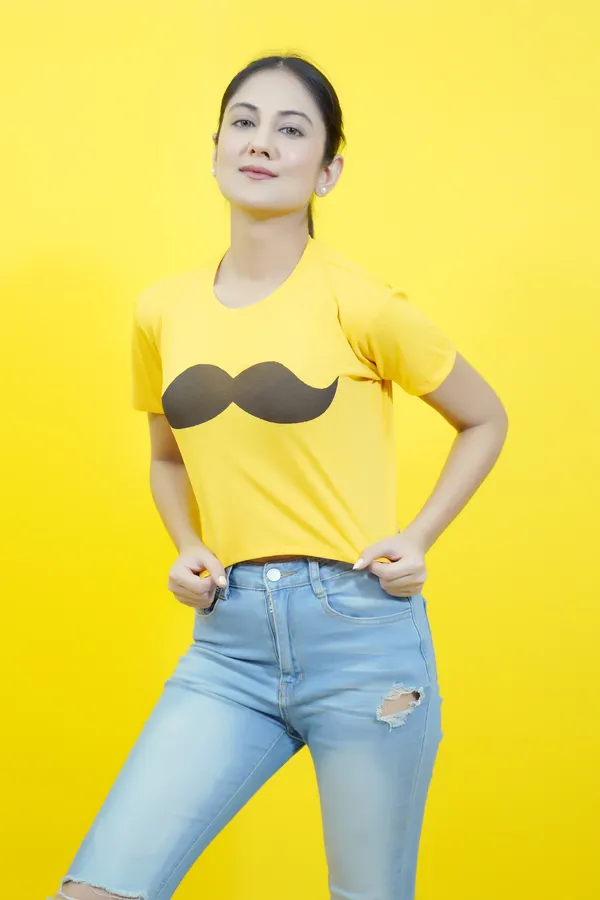 Yellow_Polycotton_Printed_Short_Sleeve_Round_Neck_Comfort_Fit_Crop_T_Shirt_For_Women