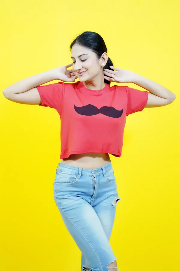 Red_Polycotton_Printed_Short_Sleeve_Round_Neck_Comfort_Fit_Crop_T_Shirt_For_Women