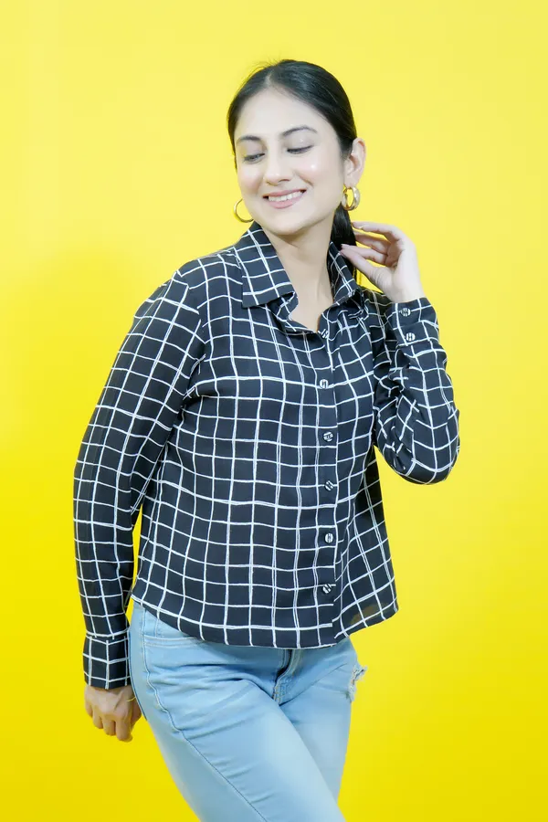 Black_Cotton_Blend_Full_Sleeve_Checkered_Crop_Relaxed_Fit_Shirt_For_Women