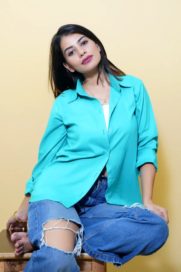 Green_Cotton_Blend_Full_Sleeve_Solid_Hip_Length_Relaxed_Fit_Shirt_For_Women