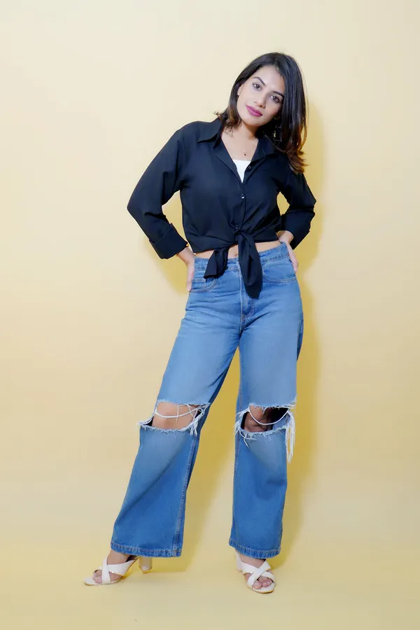 Black_Cotton_Blend_Full_Sleeve_Solid_Hip_Length_Relaxed_Fit_Shirt_For_Women