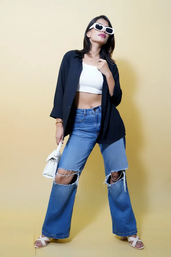Black_Cotton_Blend_Full_Sleeve_Solid_Hip_Length_Relaxed_Fit_Shirt_For_Women
