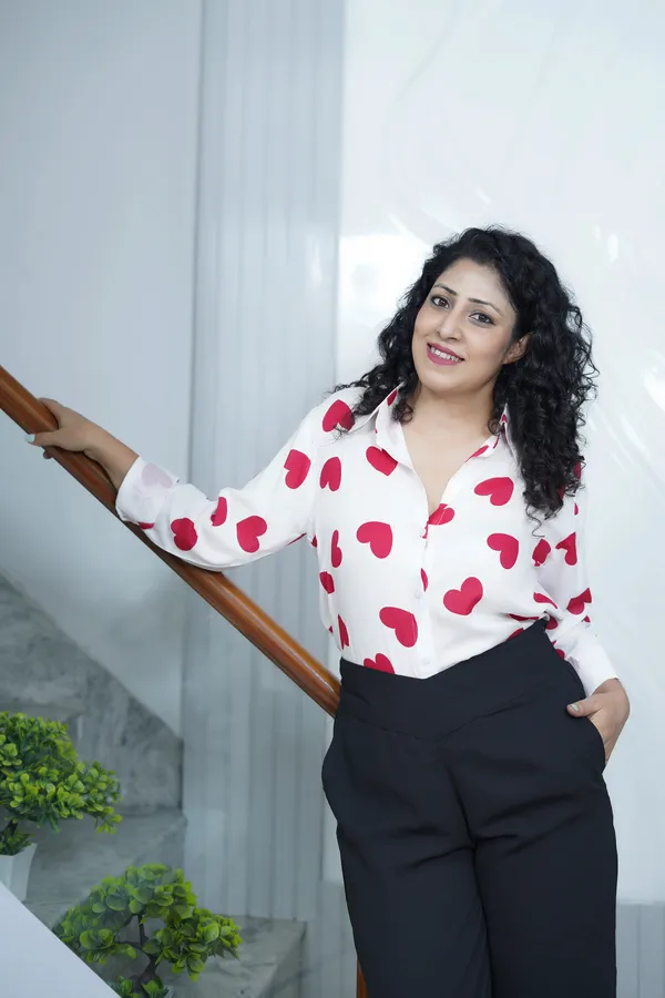 White_Rayon_Women_Summer_Shirt_With_Printed_Red_Hearts