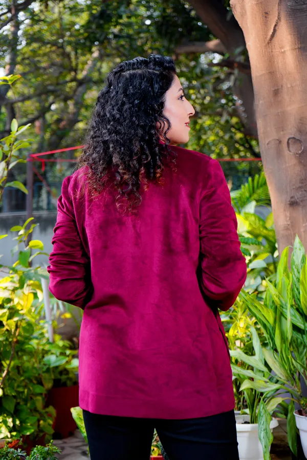 Maroon_Velvet_Solid_Relaxed_Fit_Long_Sleeves_Single_Breasted_Blazer_For_Women_&_Girls