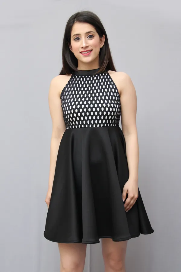 Drop_Waist_Black_Knee_Length_Dress_For_Women