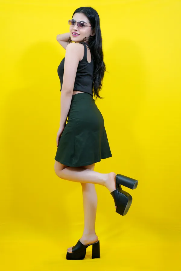 Green_Solid_Lycra_Blend_A-Line_Mini/Short__Regular_Skirt_For_Women