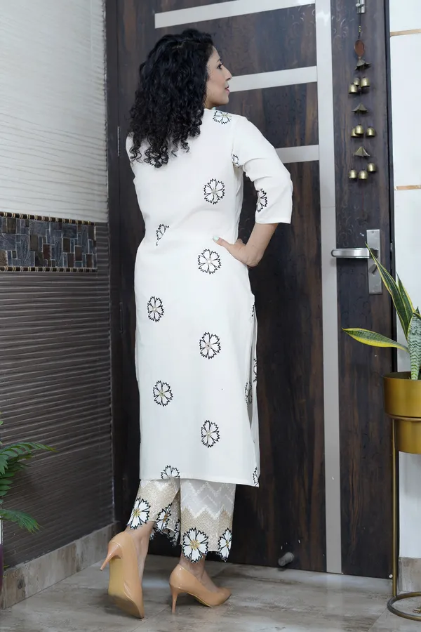 Beige_Color_Embroidered_Linen_Co-Ord_Set_For_Women