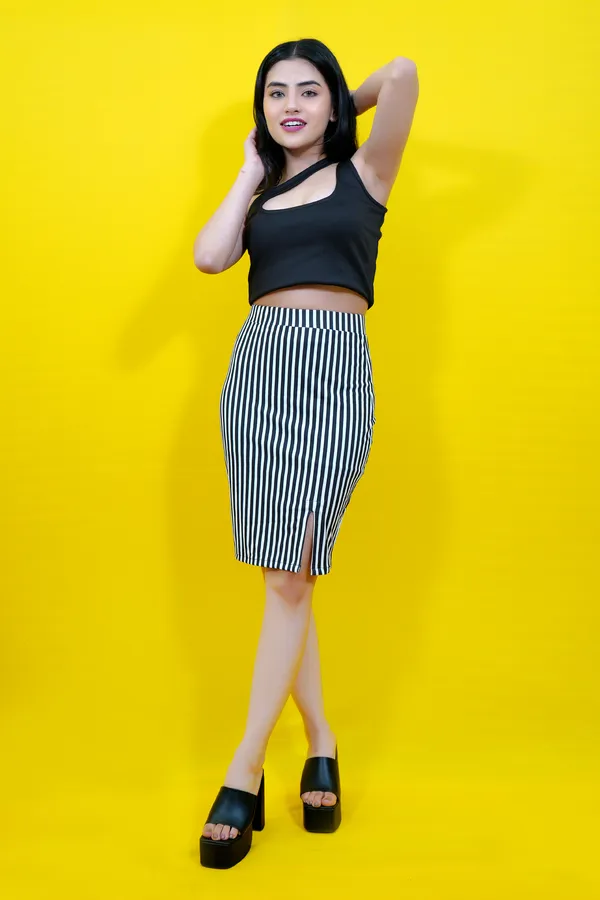 Women_Striped_Tube_Black_&_White_Skirt
