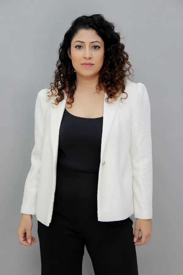 White_Lycra_Blend_Solid_Relaxed_Fit_Long_Sleeves_Single_Breasted_Blazer_For_Women_&_Girls