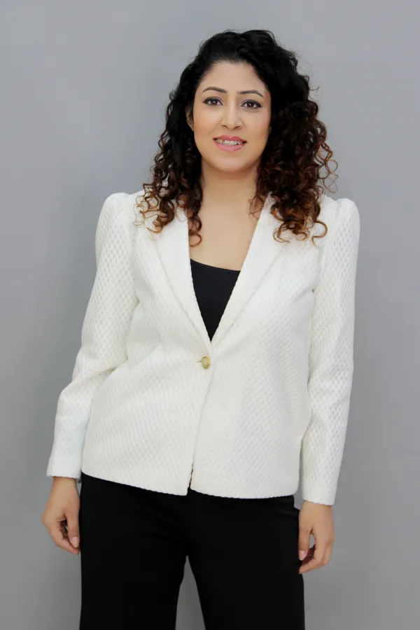 White_Lycra_Blend_Solid_Relaxed_Fit_Long_Sleeves_Single_Breasted_Blazer_For_Women_&_Girls