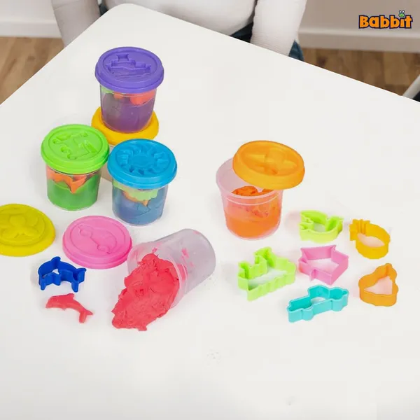 Activity_Clay_With_Moulds