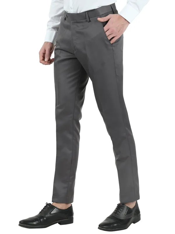 Pack_of_2_Straight_Fit_Black_and_Grey_Formal_Trouser_for_Men