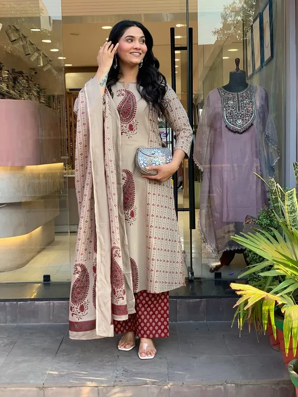 Women_Printed_Cotton_Kurta_Pant_Dupatta_Ethnic_Set_with_Embroidered_Detailing