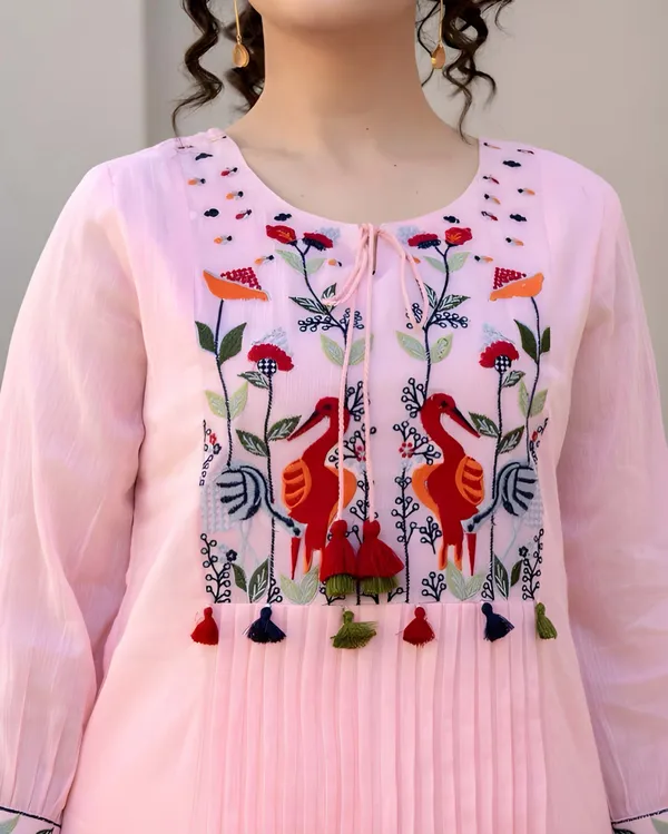 Stylish_pure_cotton_embroidered_kurta_set_with_chic_pleating_and_handcrafted_yoke_detailing