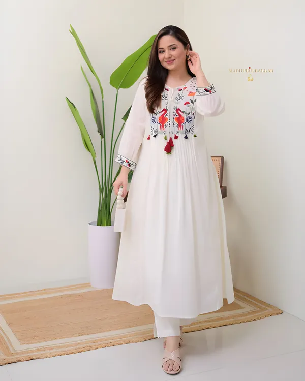 Stylish_pure_cotton_embroidered_kurta_set_with_chic_pleating_and_handcrafted_yoke_detailing