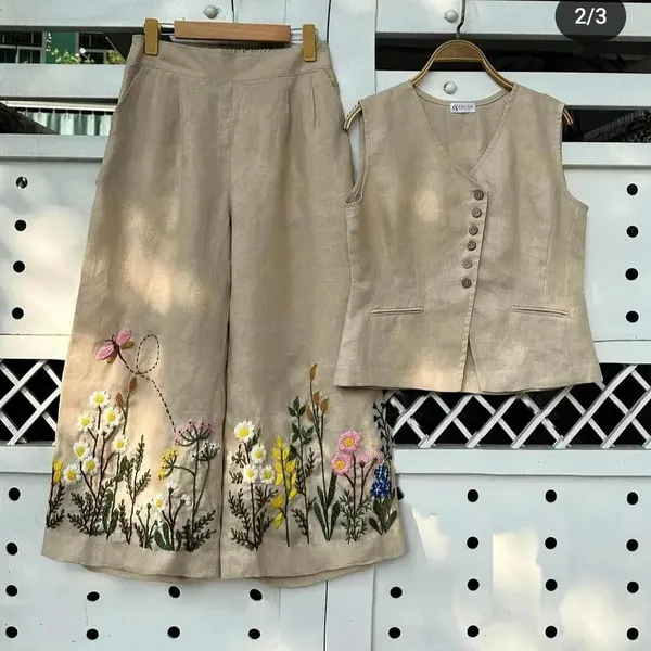 Stylish_cotton_slub_embroidered_co-ord_set_with_tailored_silhouette_and_functional_detailing