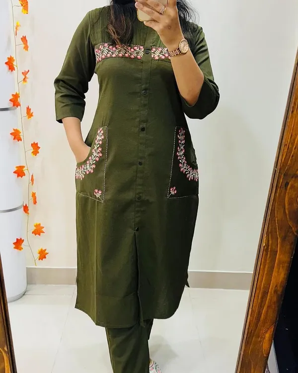 Upgrade_Your_Office_Wear_with_this_Classy_Embroidered_Kurti_&_Trendy_2-Side_Pocket_Pant_All-Day_Comfort_&_Style!