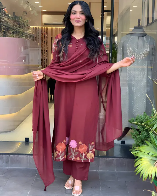 Women_Embroidered_Cotton_Kurta_Pant_Dupatta_Set