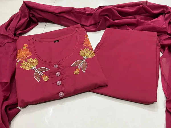 Women_Embroidered_Cotton_Kurta_Pant_Dupatta_Set