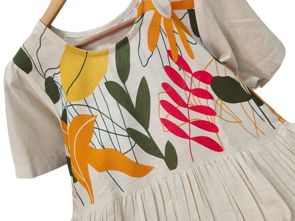 Beautiful_Floral_Print_Beige_Cotton_Flex_Midi_Kurti_For_Women