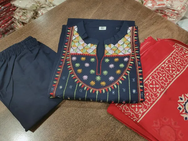 Women_Cotton_Embroidered_Mirror_Work_Kurta_Pant_Dupatta_Set