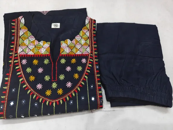 Women_Cotton_Embroidered_Mirror_Work_Kurta_Pant_Dupatta_Set