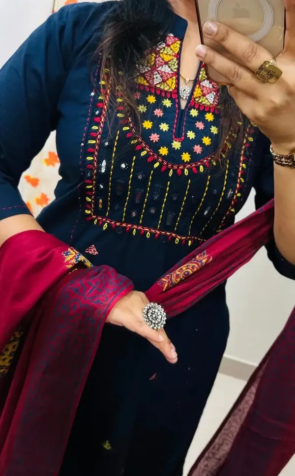 Women_Cotton_Embroidered_Mirror_Work_Kurta_Pant_Dupatta_Set