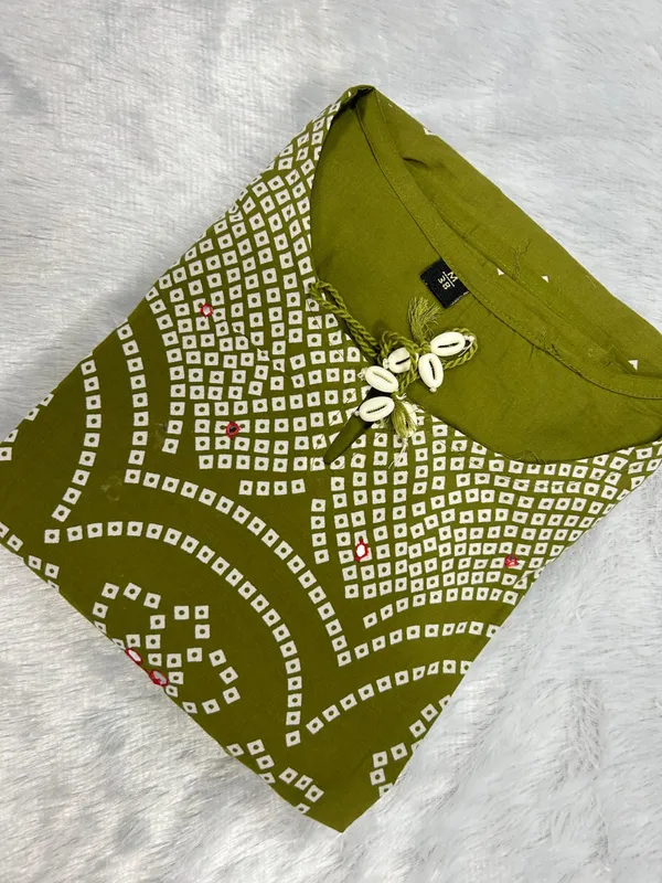 Women_Premium_Cotton_Bandhani_Print_Kurta_Pant_Dupatta_Set_with_Mirror_and_Kodi_Work